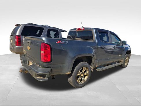 Used 2017 Chevrolet Colorado Z71 AWD/4WD image 9