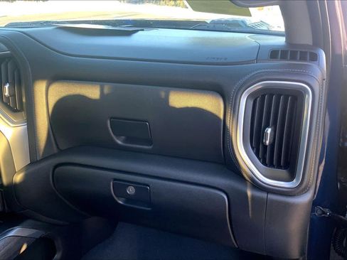 Used 2022 Chevrolet Silverado 3500 LTZ w/ LTZ Plus Package image 18