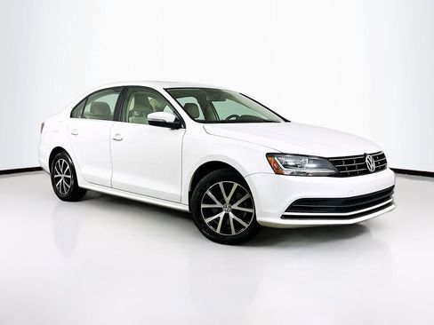 Used 2018 Volkswagen Jetta Wolfsburg Edition FWD image 1