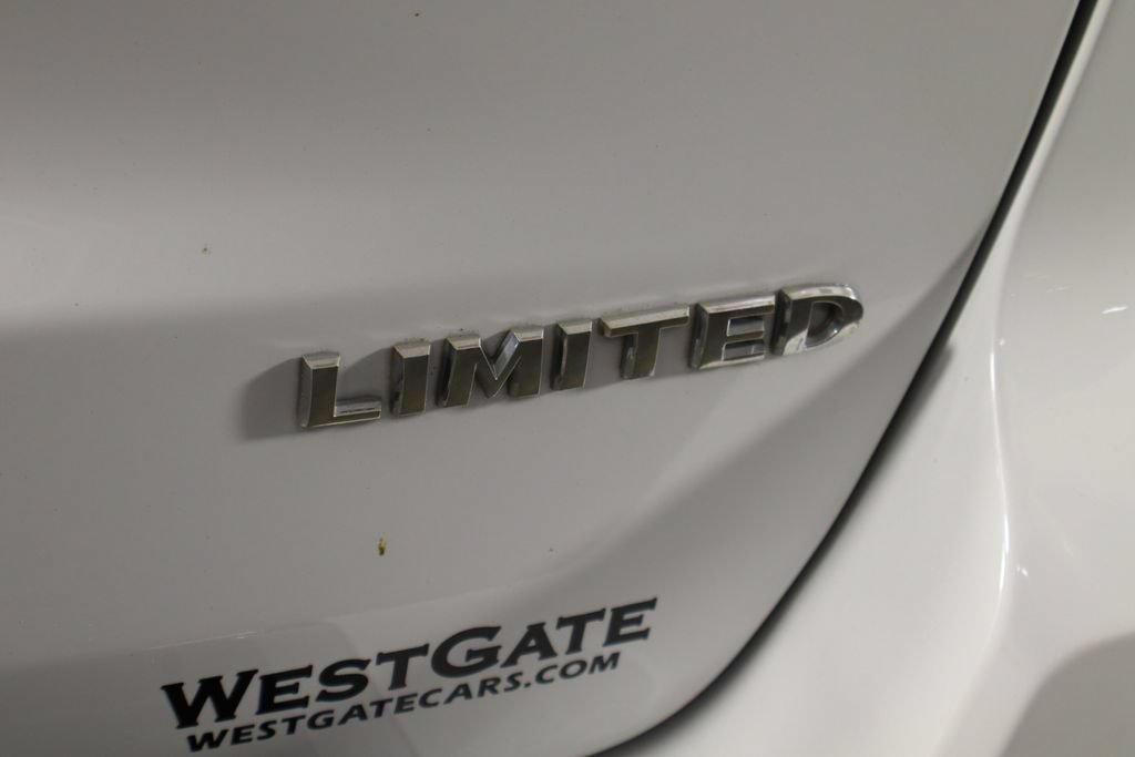Used 2022 Jeep Grand Cherokee Limited AWD/4WD image 48