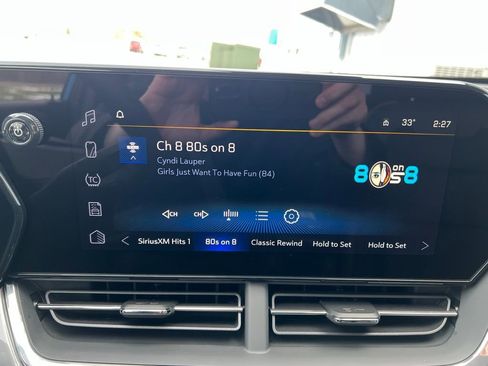 New 2026 Chevrolet Trax ACTIV w/ Sunroof Package FWD image 32