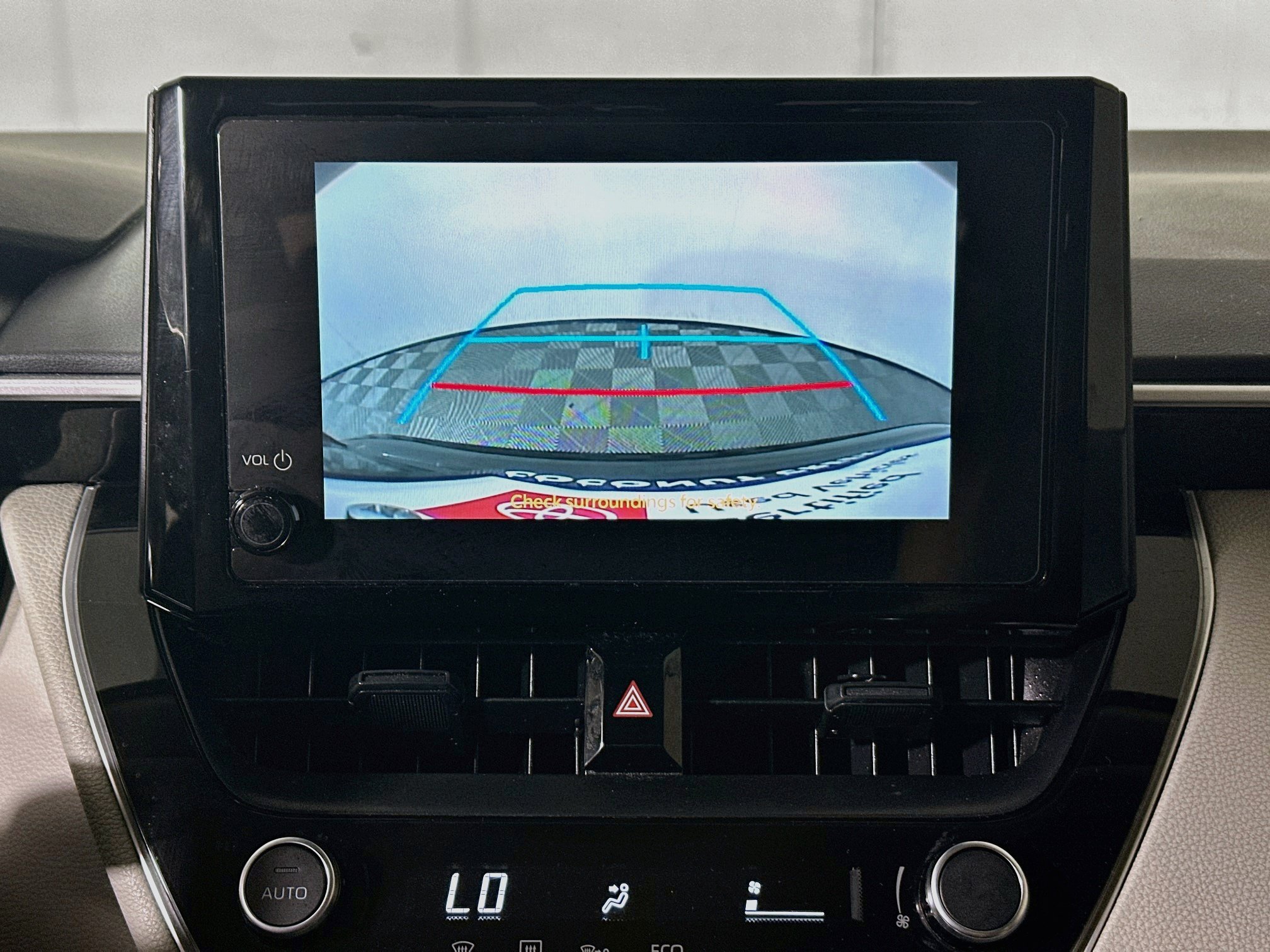 Used 2025 Toyota Corolla LE FWD image 24