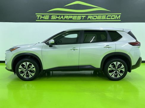 Used 2023 Nissan Rogue SV AWD/4WD image 6