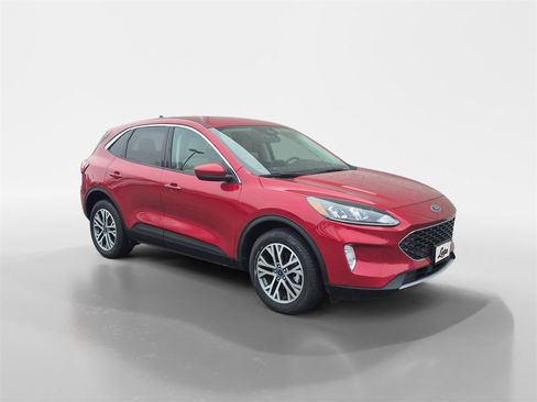 Used 2022 Ford Escape SEL image 2