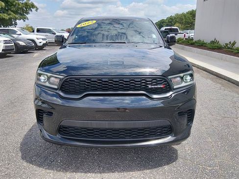Used 2025 Dodge Durango GT RWD image 8