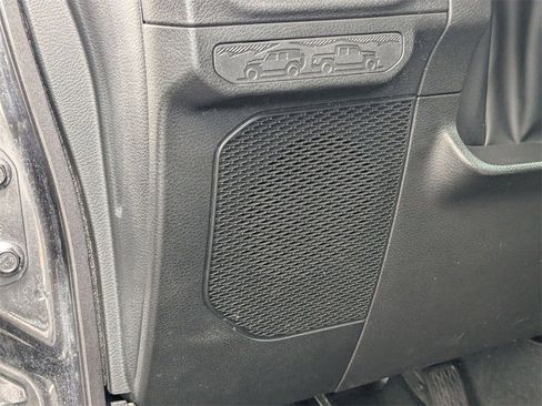 Used 2024 Jeep Wrangler Sport S image 15