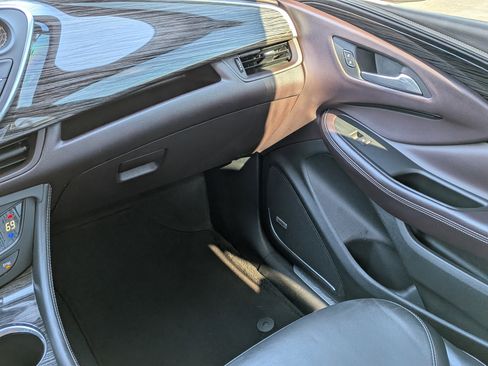 Used 2017 Buick Envision Premium image 16