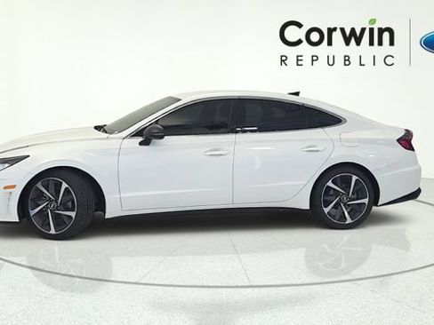 Used 2021 Hyundai Sonata SEL Plus FWD image 2