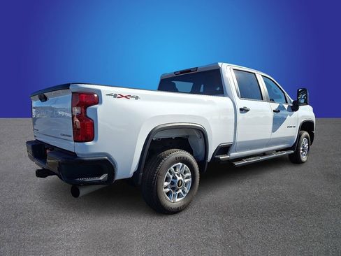 Used 2024 Chevrolet Silverado 2500 Custom w/ Custom Value Package image 6