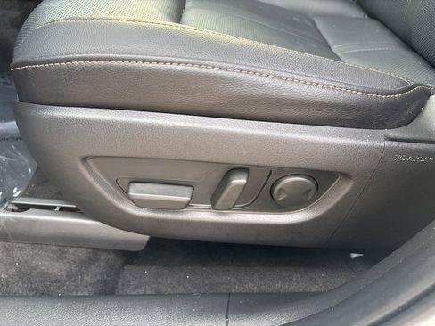 Used 2025 MAZDA CX-70 3.3 Turbo w/ Preferred Package image 16