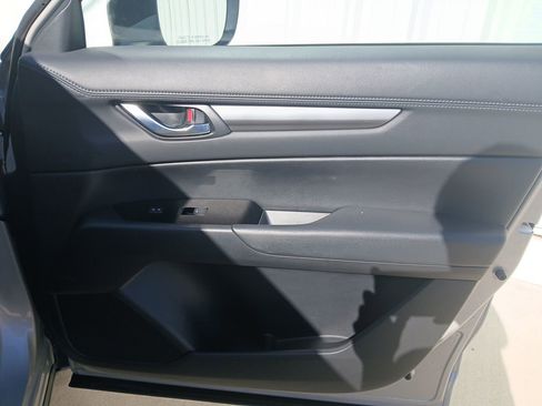 Used 2025 MAZDA CX-5 AWD 2.5 S w/ Preferred Package image 18