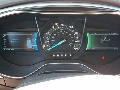 Used 2014 Ford Fusion SE FWD image 23