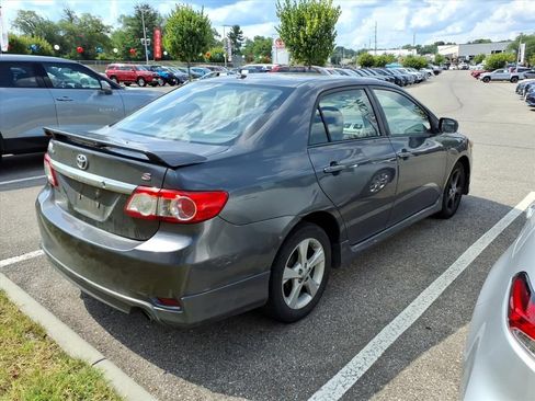 Used 2011 Toyota Corolla S FWD image 2