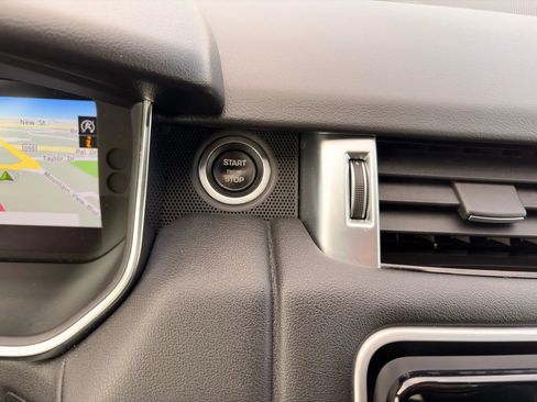 Used 2019 Land Rover Range Rover Sport HSE AWD/4WD image 72