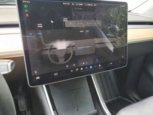 Used 2020 Tesla Model Y Long Range AWD/4WD image 31