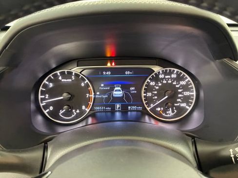 Used 2021 Nissan Altima 2.5 SL FWD image 25