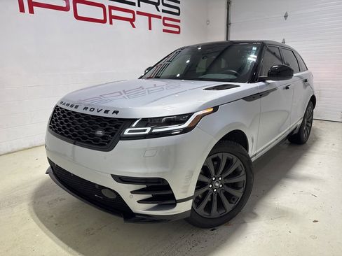 Used 2023 Land Rover Range Rover Velar R-Dynamic S image 2