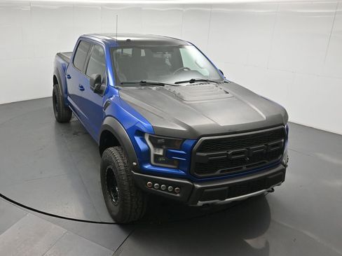 Used 2018 Ford F150 Raptor w/ Equipment Group 802A Luxury AWD/4WD image 38