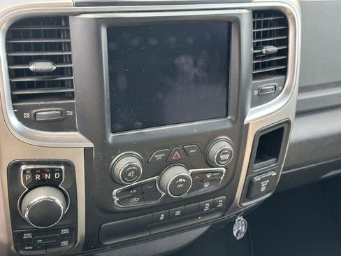 Used 2018 RAM 1500 Big Horn AWD/4WD image 12