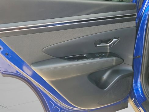 Certified 2022 Hyundai Tucson Limited w/ Cargo Package image 12