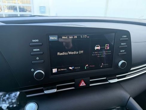 New 2026 Hyundai Elantra Hybrid FWD image 20