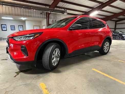 Used 2024 Ford Escape Active FWD image 4