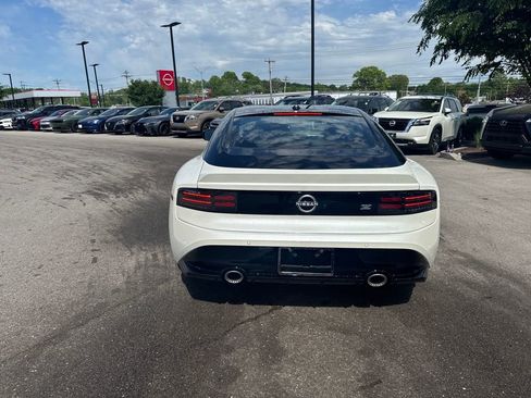 New 2026 Nissan Z Performance w/ Floor Mat Package RWD image 8