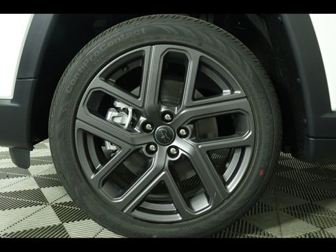 New 2026 Jeep Compass Limited w/ Sun, Sound & Navigation Group image 13