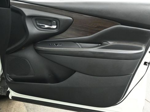 Used 2023 Nissan Murano Platinum w/ Cargo Package image 21