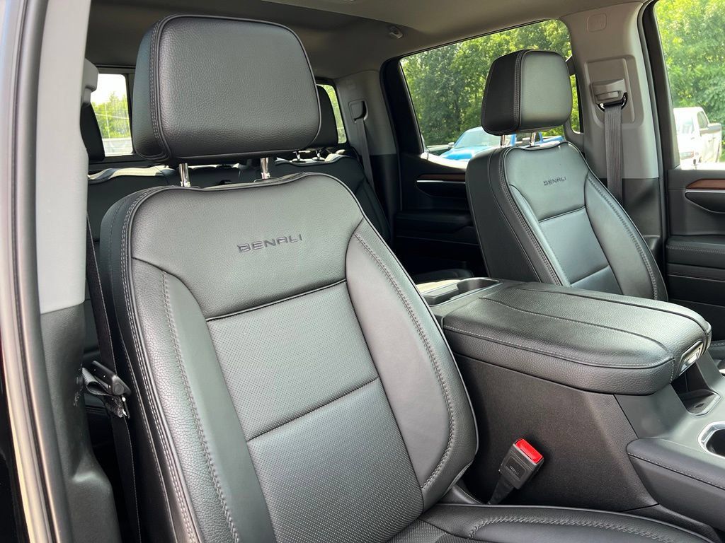 Used 2023 GMC Sierra 1500 Denali AWD/4WD image 15