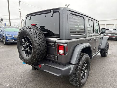 Used 2024 Jeep Wrangler Unlimited image 6