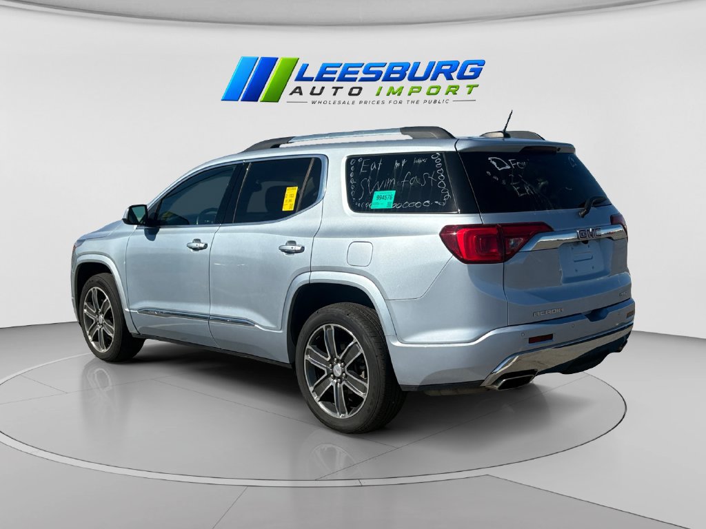 Used 2017 GMC Acadia Denali w/ Technology Package AWD/4WD image 3