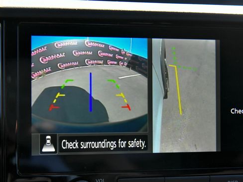 Used 2025 Nissan Frontier Pro-X w/ Pro Convenience Package image 19