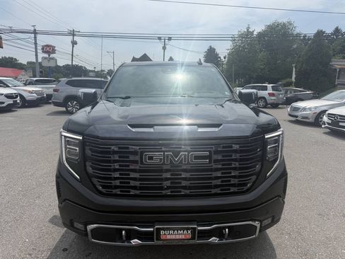 Used 2022 GMC Sierra 1500 Denali Ultimate AWD/4WD image 2