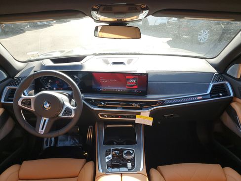 New 2026 BMW X5 M60i image 22