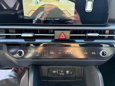 New 2026 Kia Sportage EX w/ EX Panorama Roof Package image 39