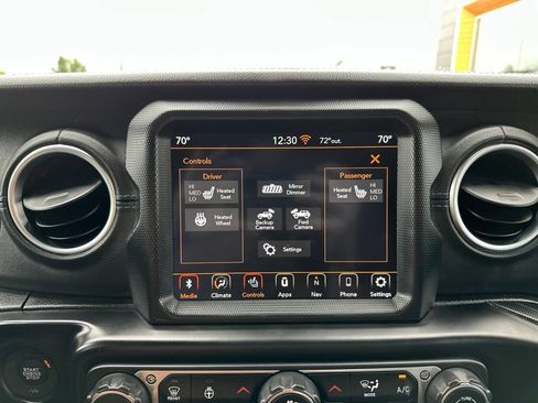 Used 2021 Jeep Wrangler Unlimited Rubicon 4xe w/ Steel Bumper Group AWD/4WD image 35