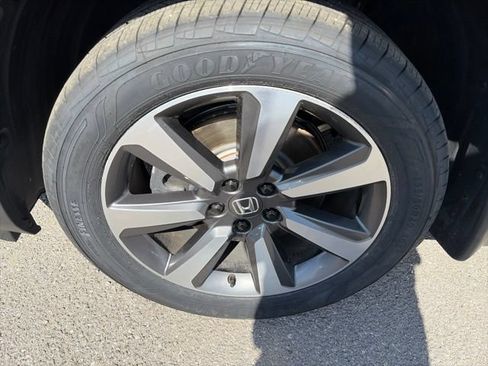 Used 2023 Honda Pilot Elite image 10