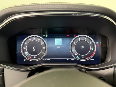 New 2024 Jaguar XF R-Dynamic SE image 18