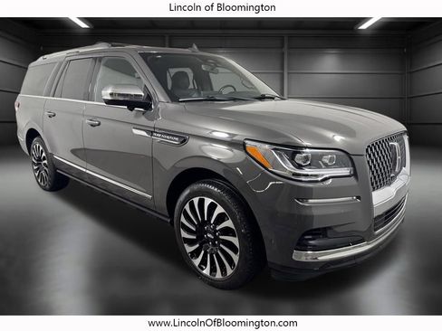 Used 2024 Lincoln Navigator L Black Label image 11