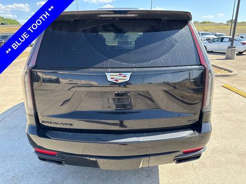 Used 2021 Cadillac Escalade Sport Platinum AWD/4WD image 9