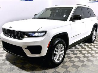 Used 2023 Jeep Grand Cherokee Laredo X video 1