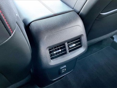 Used 2024 Chevrolet Equinox RS image 10