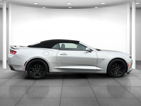 Used 2017 Chevrolet Camaro LT image 8