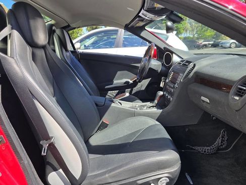 Used 2005 Mercedes-Benz SLK 350 image 14
