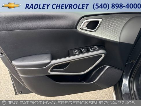 Used 2020 Kia Soul X-Line image 5