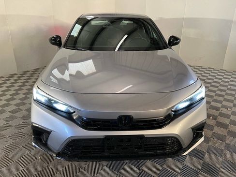 Used 2022 Honda Civic Sport image 3