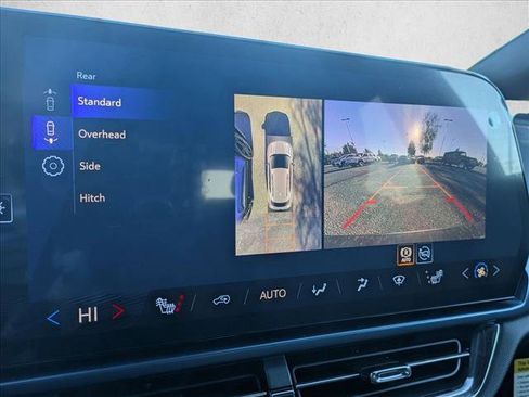 New 2026 Chevrolet Equinox EV LT image 13