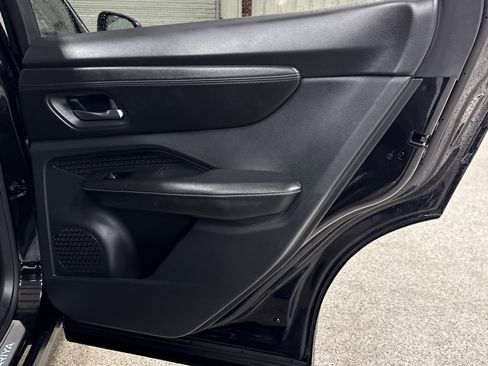 Used 2023 Nissan Ariya Evolve+ image 19