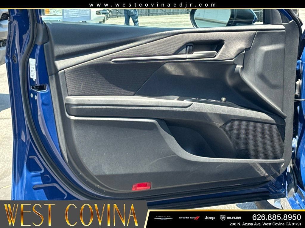 Used 2025 Toyota Camry LE FWD image 19